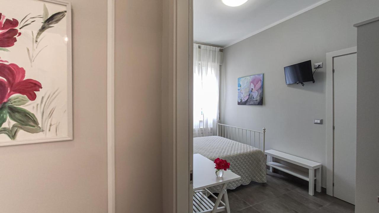 La Dama Room&Breakfast Russi Bagian luar foto
