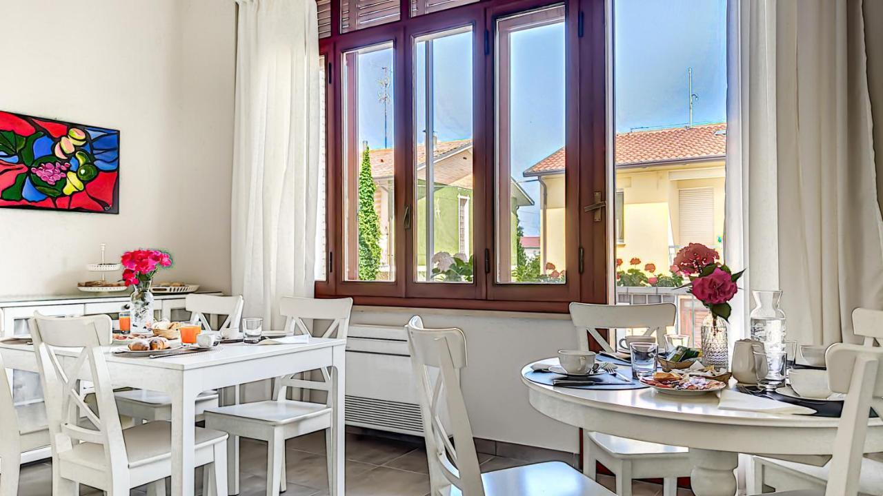 La Dama Room&Breakfast Russi Bagian luar foto