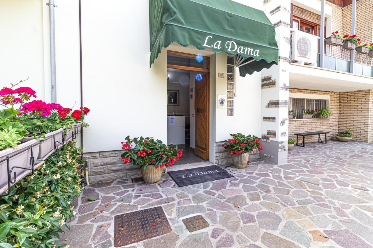 La Dama Room&Breakfast Russi Bagian luar foto